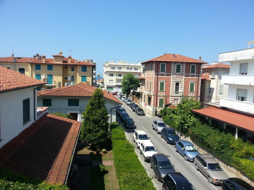 Hotel Margot Lido di Camaiore Dış mekan fotoğraf