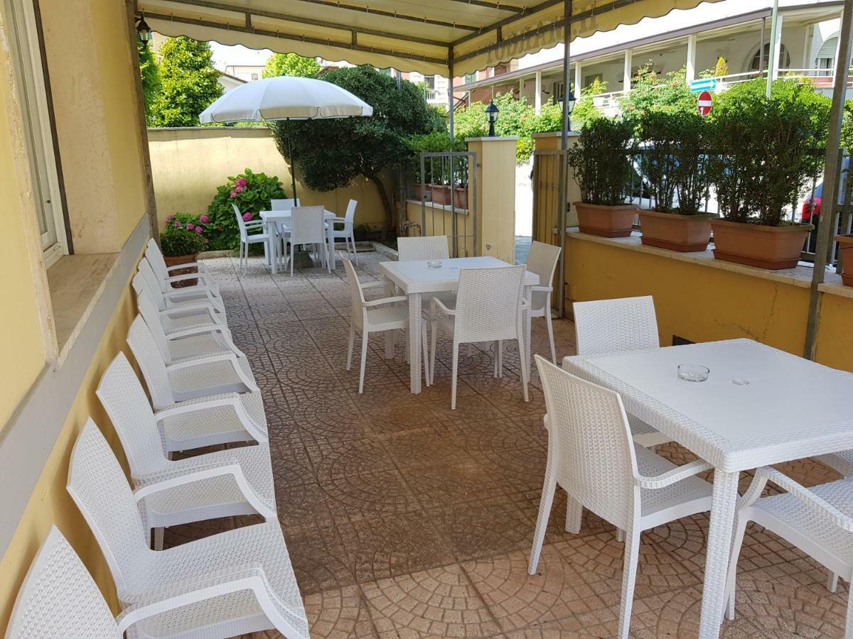 Hotel Margot Lido di Camaiore Dış mekan fotoğraf